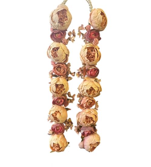 Picture of عقد ورد صناعي