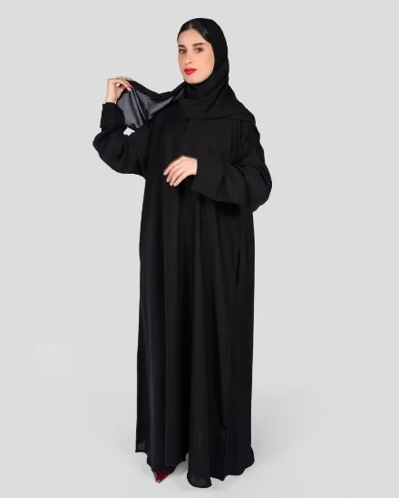 صورة عباية سوداء نسائية سادة بجيب