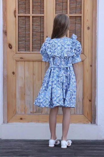 صورة فستان بناتي أزرق مشجر