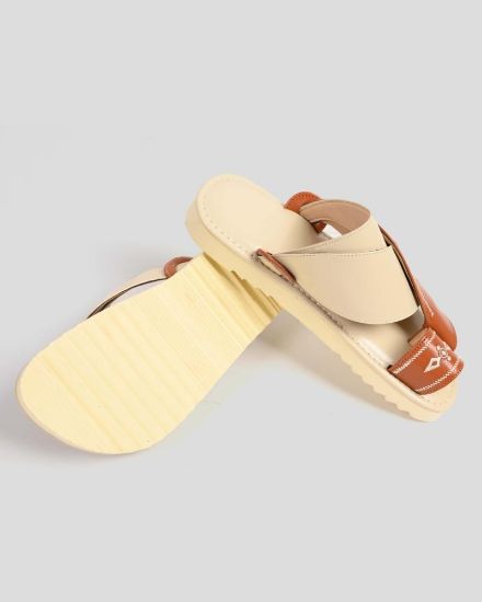 صورة نعال شرقي مصنوع من الجلد