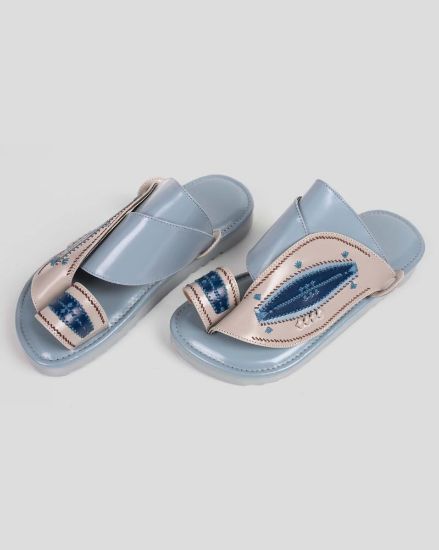 صورة نعال رجالي شرقي بجلد فاخر