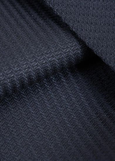 صورة قماش شتوي رجالي مقلم براند وايت لاين