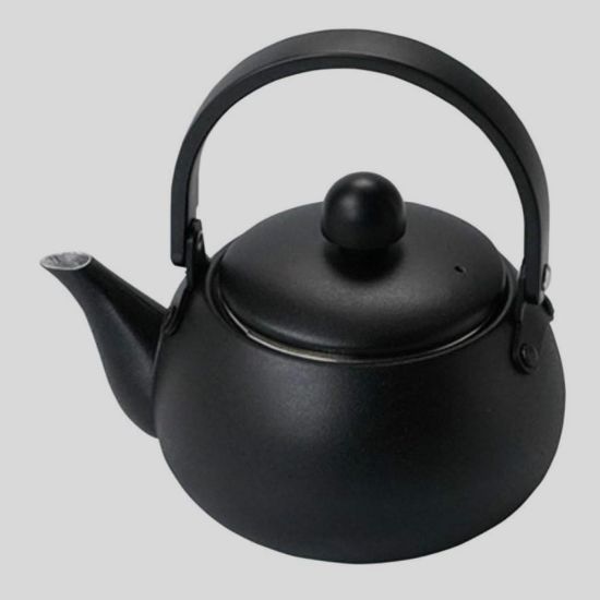 صورة إبريق ياباني من فوجيتا لون اسود مطفي 500مل