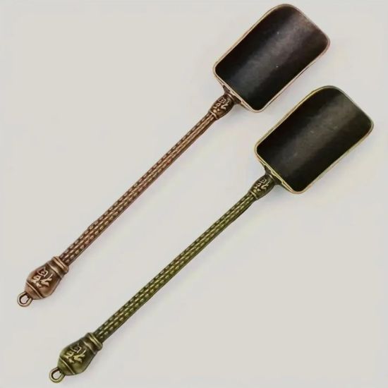 صورة ملعقة شاي نمط قديم