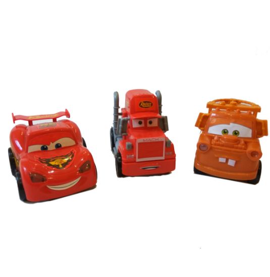 صورة مجموعة ألعاب سيارات مستوحاة من شخصيات فيلم "كارز