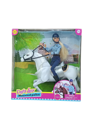 صورة دمية "ديفا لوسي" الشرطية الراكبة مع حصان هي لعبة قابلة للجمع ومناسبة للعب التخيلي