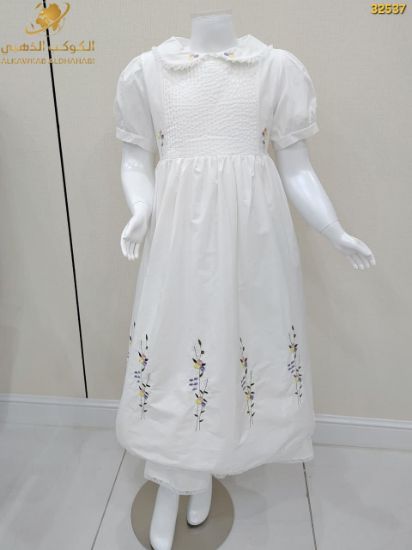 صورة فستان بناتي صيفي مطرّز بالورود بياقة كشكش – موديل 32537