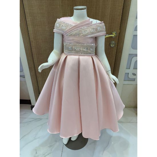 صورة فستان بناتي سهرة 3 الوان بأكتاف مكشوفة - M3602