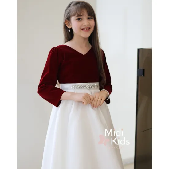 Picture of فستان بناتي مخمل عنابي | تصميم فاخر يزينه إكسسوار لامع - M3785
