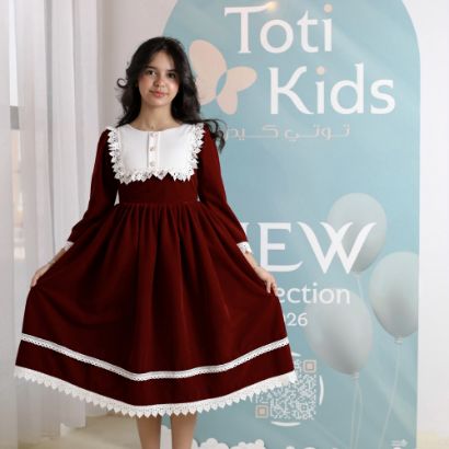 صورة فستان بناتي مخمل بياقة مطرزة ودانتيل | فستان شتوي كلاسيكي - 1109