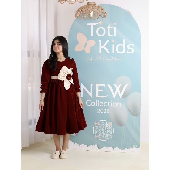 صورة فستان بناتي مخمل عنابي بفيونكة كبيرة | فستان شتوي فاخر - 1104