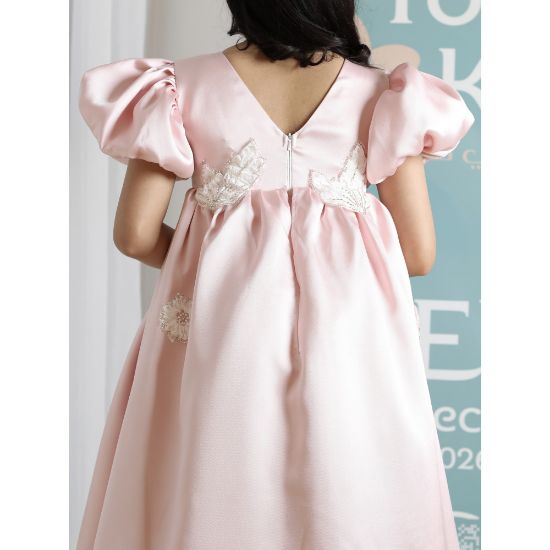 صورة فستان بناتي وردي بأكمام منفوشة وتطريز | فستان هاي لو فاخر - M3751