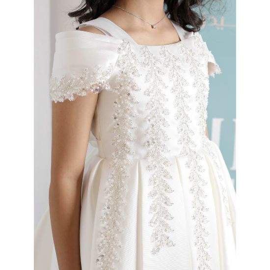 صورة فستان بناتي أبيض أوف شولدر بتطريز | فستان سهرة فاخر - M3624