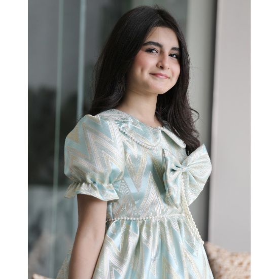 صورة فستان بناتي سحر الألوان بتطريز ذهبي ولؤلؤ فاخر - 1157