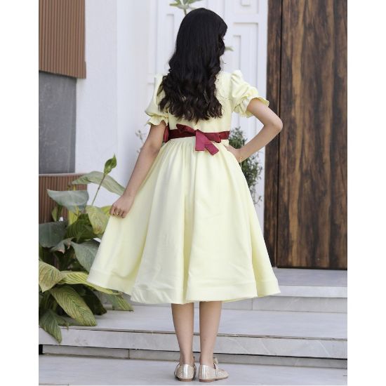 صورة فستان بناتي ليموني بوردة عودية وأكمام كشكشة | ألوان (ليموني، عودي، أحمر) - 916