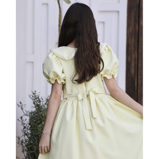 صورة فستان بناتي ليموني بياقة لؤلؤ وفيونكة خصر | ألوان (أحمر، عودي، ليموني) - 1177