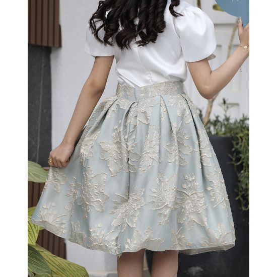 صورة طقم بناتي تيور جاكار بفيونكات وأكمام مبتكرة واكسسوار رقبة - M3794