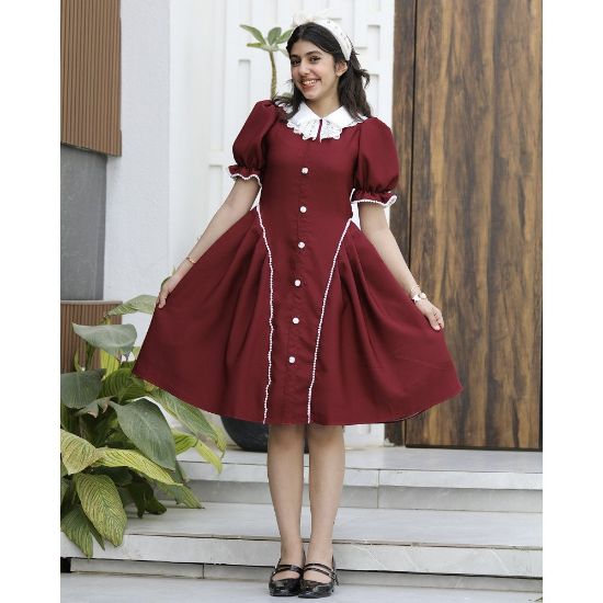 صورة فستان بناتي عودي مرصع بالفصوص وأزرار أمامية فاخرة - 1161