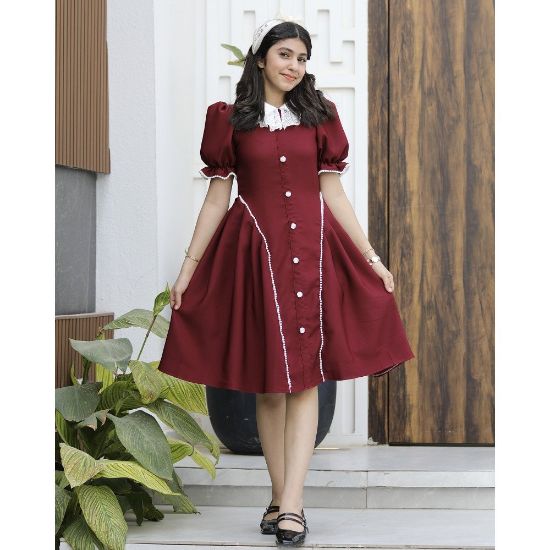 صورة فستان بناتي عودي مرصع بالفصوص وأزرار أمامية فاخرة - 1161