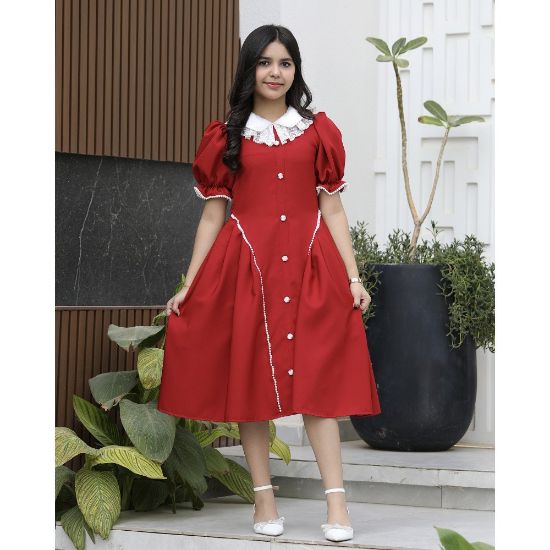 صورة فستان بناتي الأحمر مرصع بالفصوص وأزرار أمامية فاخرة - 1161