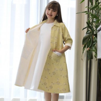 صورة طقم بناتي فستان وجاكيت مشجر أصفر بجيبين خارجية | تصميم رسمي - 1193