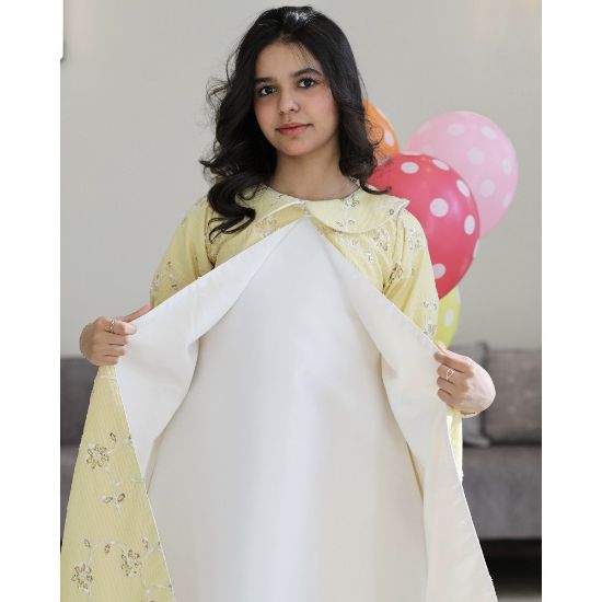 صورة طقم بناتي فستان أبيض وجاكيت مطرز أصفر | إطلالة العيد الفاخرة - 1192