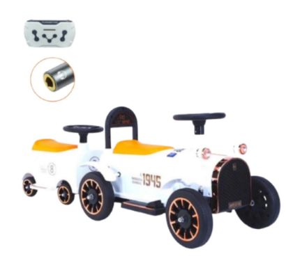 صورة سيارة اطفال راكبين