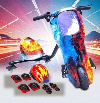 صورة سكوتر درفت كبير بطبعة نارية 36 فولت بثلاث عجلات