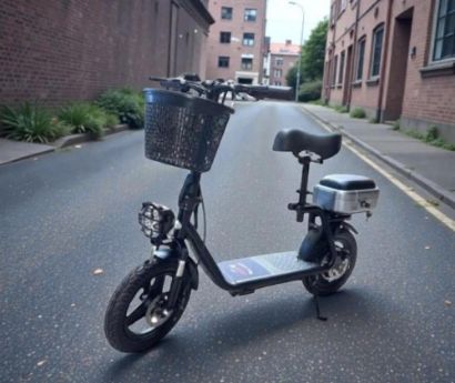 صورة سكوتر بسلة أمامية مع محفظة مقاس 14 بـ 48 فولت