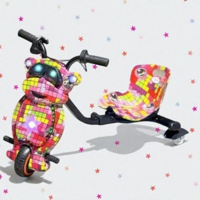 صورة سكوتر درفت صغير شكل المرح