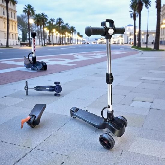 صورة سكوتر أطفال ثلاثي العجلات قابل للتعديل كهربائي