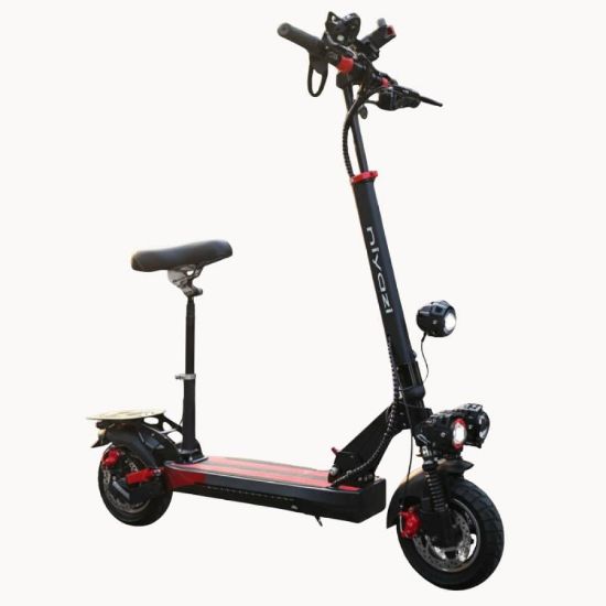 صورة سكوتر كهربائي رياضي بمقعد مريح وفرامل ديسك مزدوجة