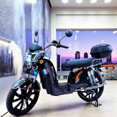 صورة دباب كهربائي للمدينة بمقعدين وصندوق خلفي 60 فولت