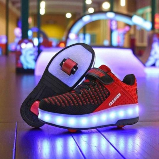 صورة سكيت بعجلة واحدة  مضيء للشباب