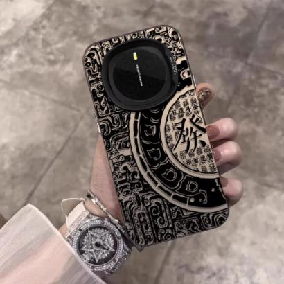 صورة غطاء حماية مرن عالي الجودة وخفيف جدًا متوافق تماماً مع هاتف Honor Magic 8 Pro.