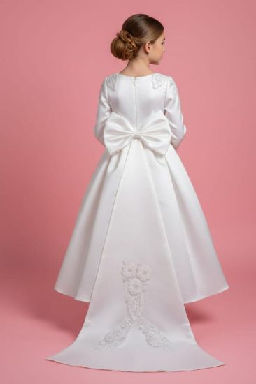 صورة فستان سهرة لمسات الموضة العصريه السكري