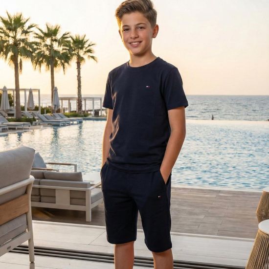 صورة طقم "كلاسيك براون" الصيفي للأولاد