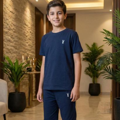 صورة طقم "كلاسيك كومفورت" الصيفي للفتيان