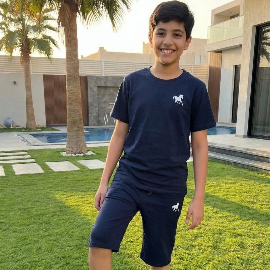 صورة طقم "كلاسيك كومفورت" الصيفي للفتيان