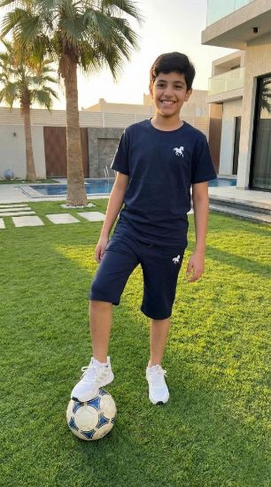 صورة طقم "كلاسيك كومفورت" الصيفي للفتيان