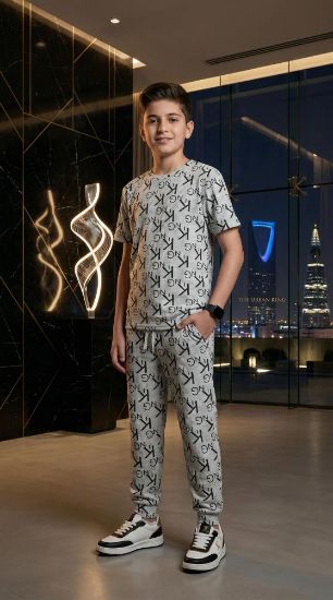 صورة طقم "ميكي كلاسيك" للأولاد